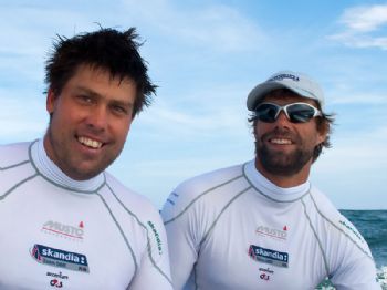 Iain Percy (right) and Andrew Simpson win the Star worlds in Rio